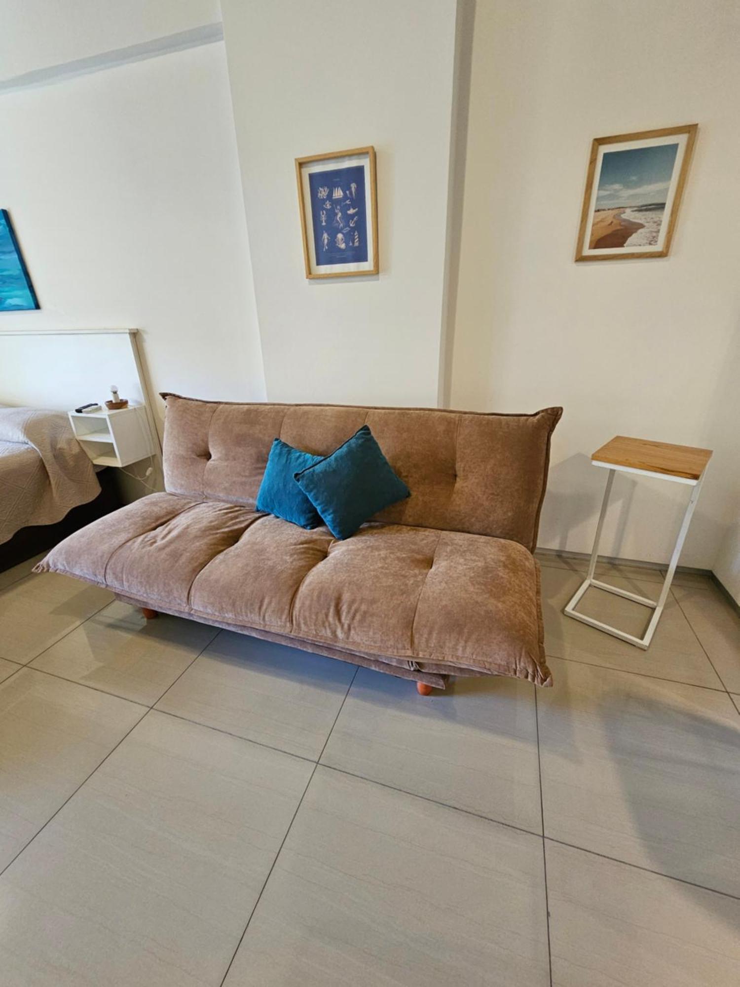 Monoambiente Super Amplio Y Comodo, Ideal Para Explorar La Ciudad Buenos Aires Ngoại thất bức ảnh